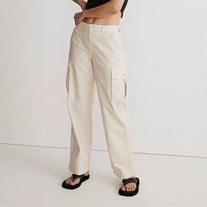 Madewell Garment-Dyed Low-Slung Straight Cargo Pants (Size 24)